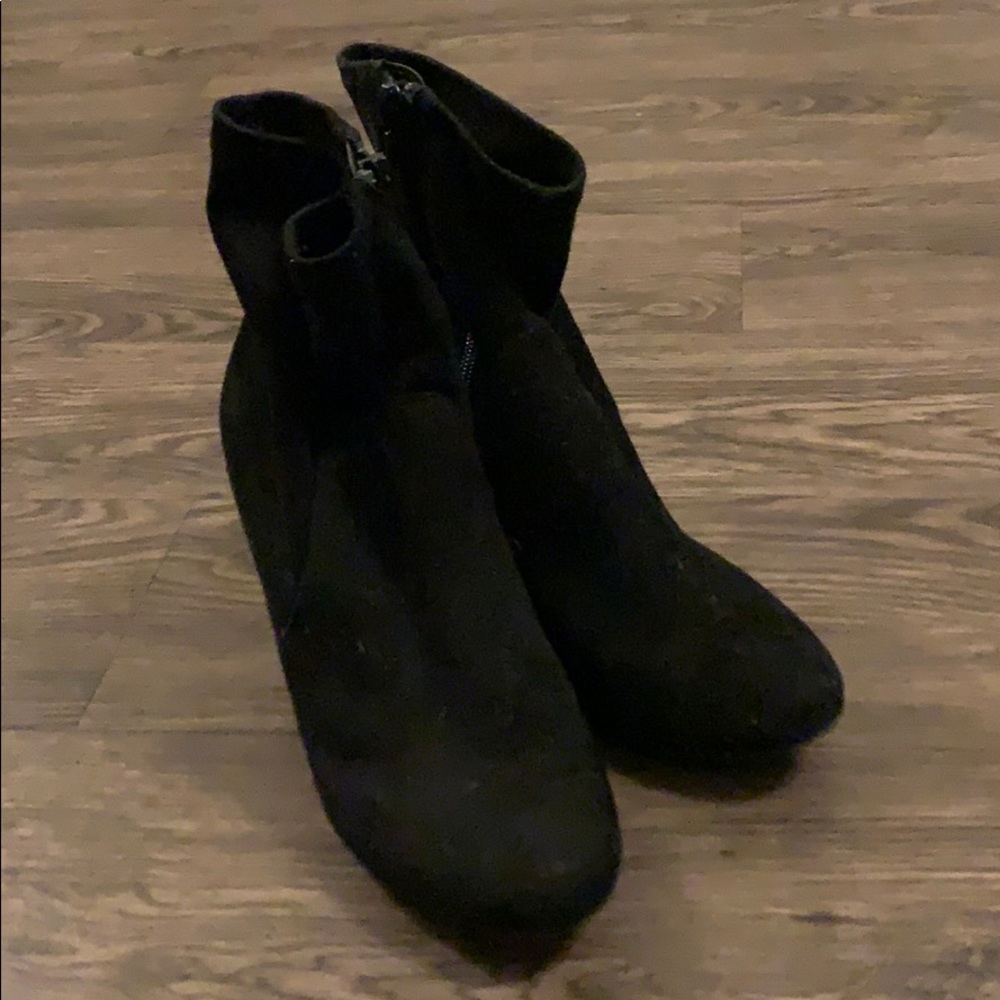 Suede booties - Picture 2 of 2